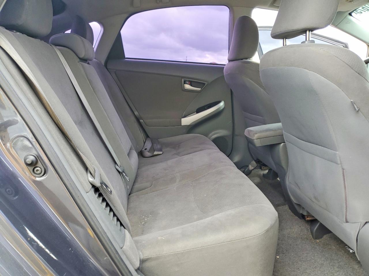 2011 TOYOTA PRIUS