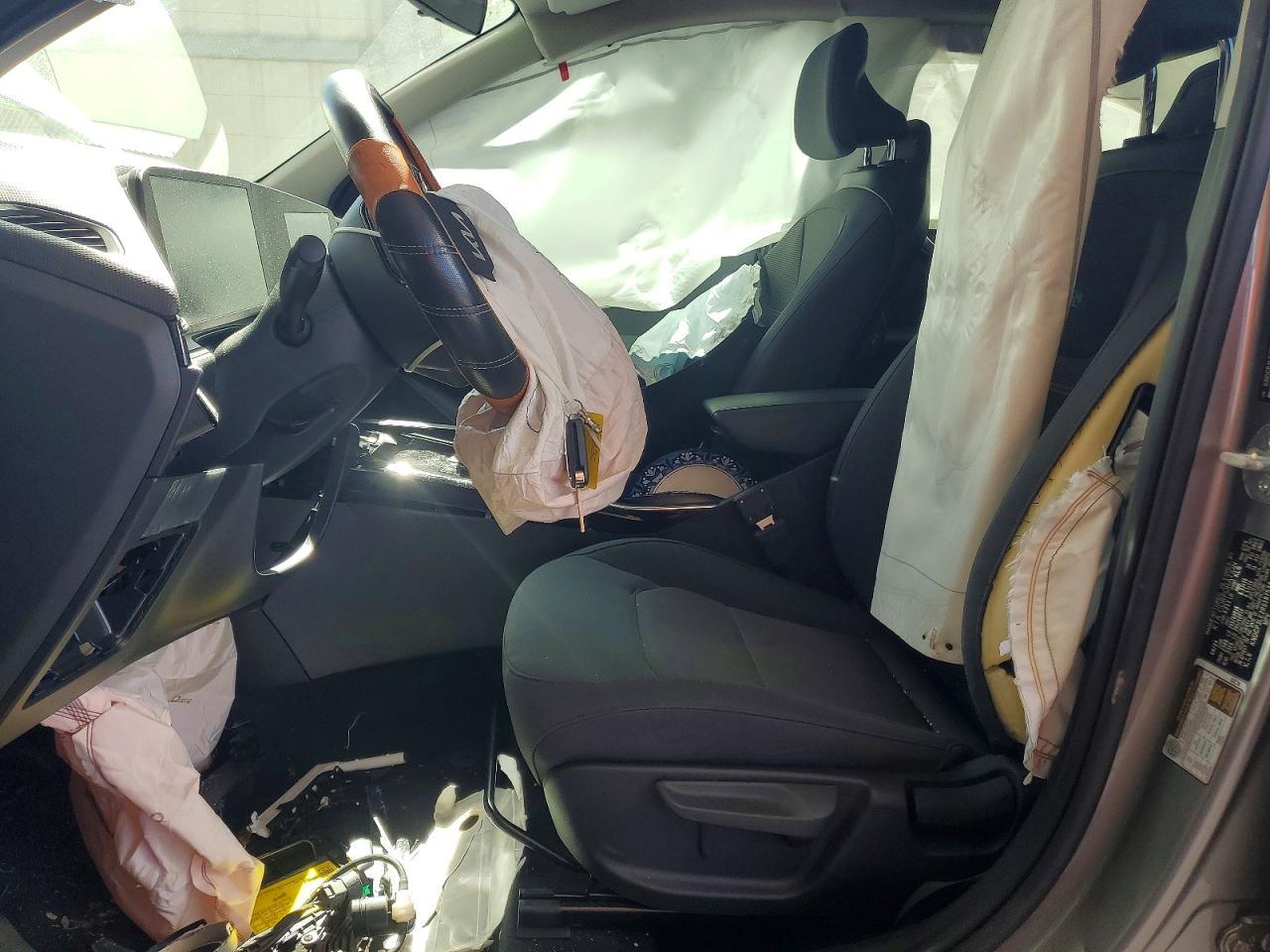 2024 KIA Niro