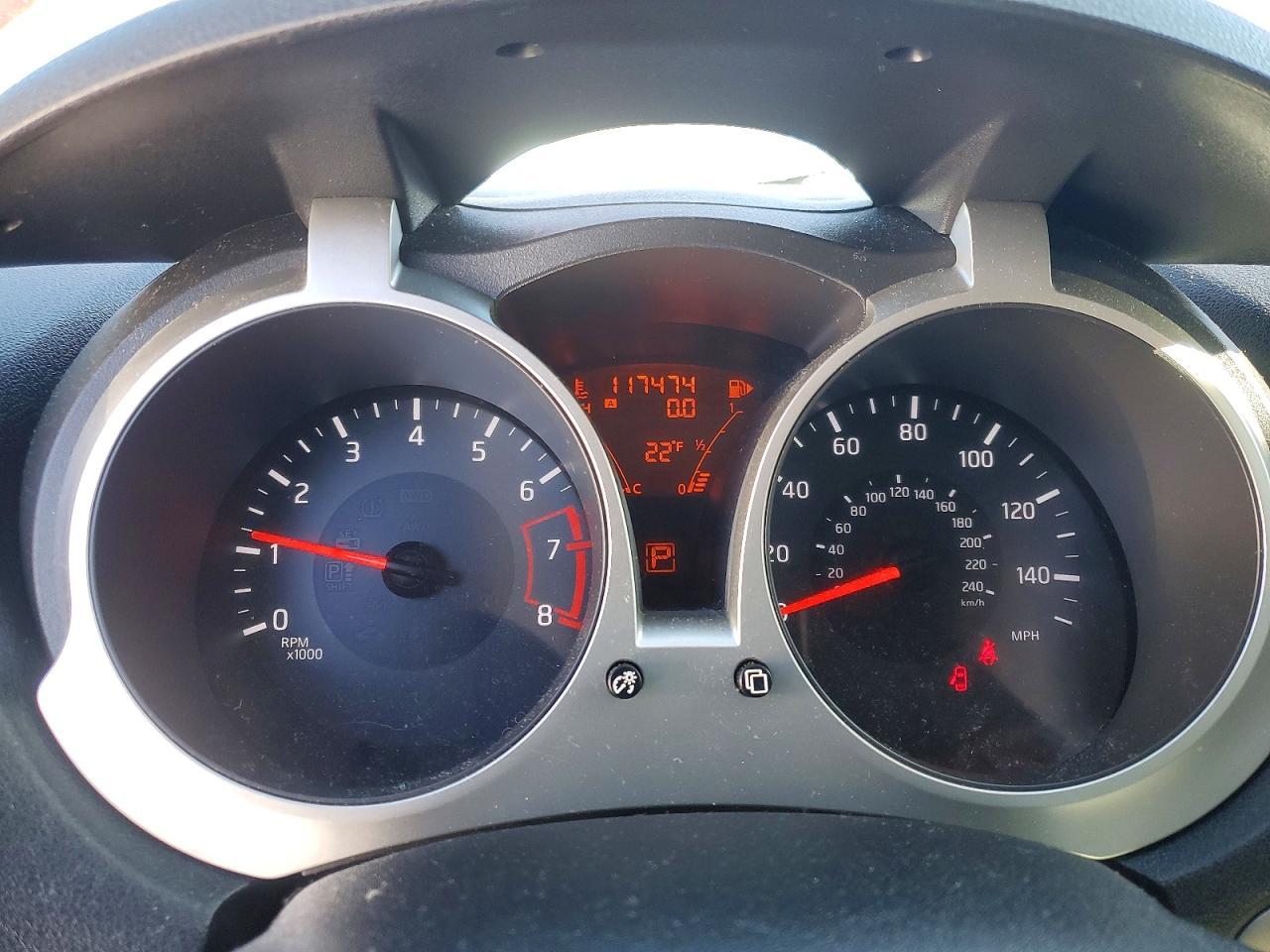 2015 NISSAN Juke