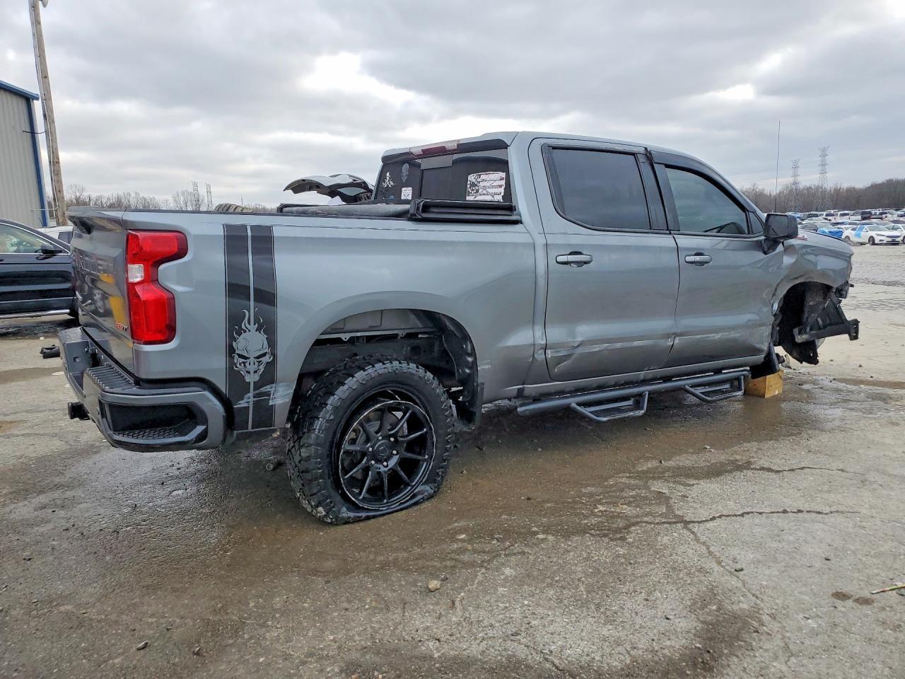 2021 CHEVROLET Silverado
