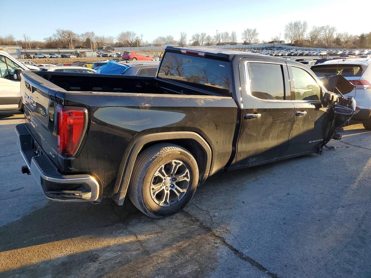 2025 GMC Sierra
