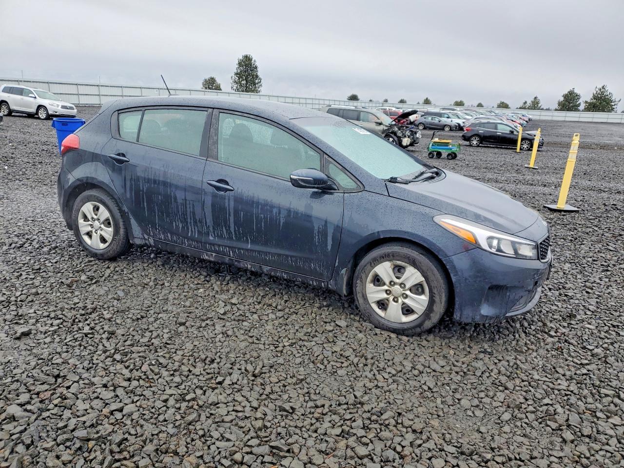 2017 KIA FORTE