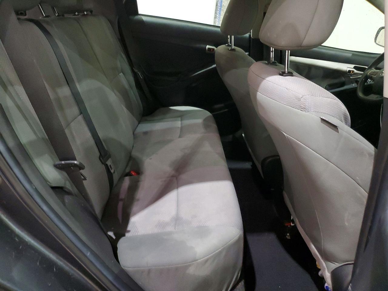 2011 TOYOTA MATRIX