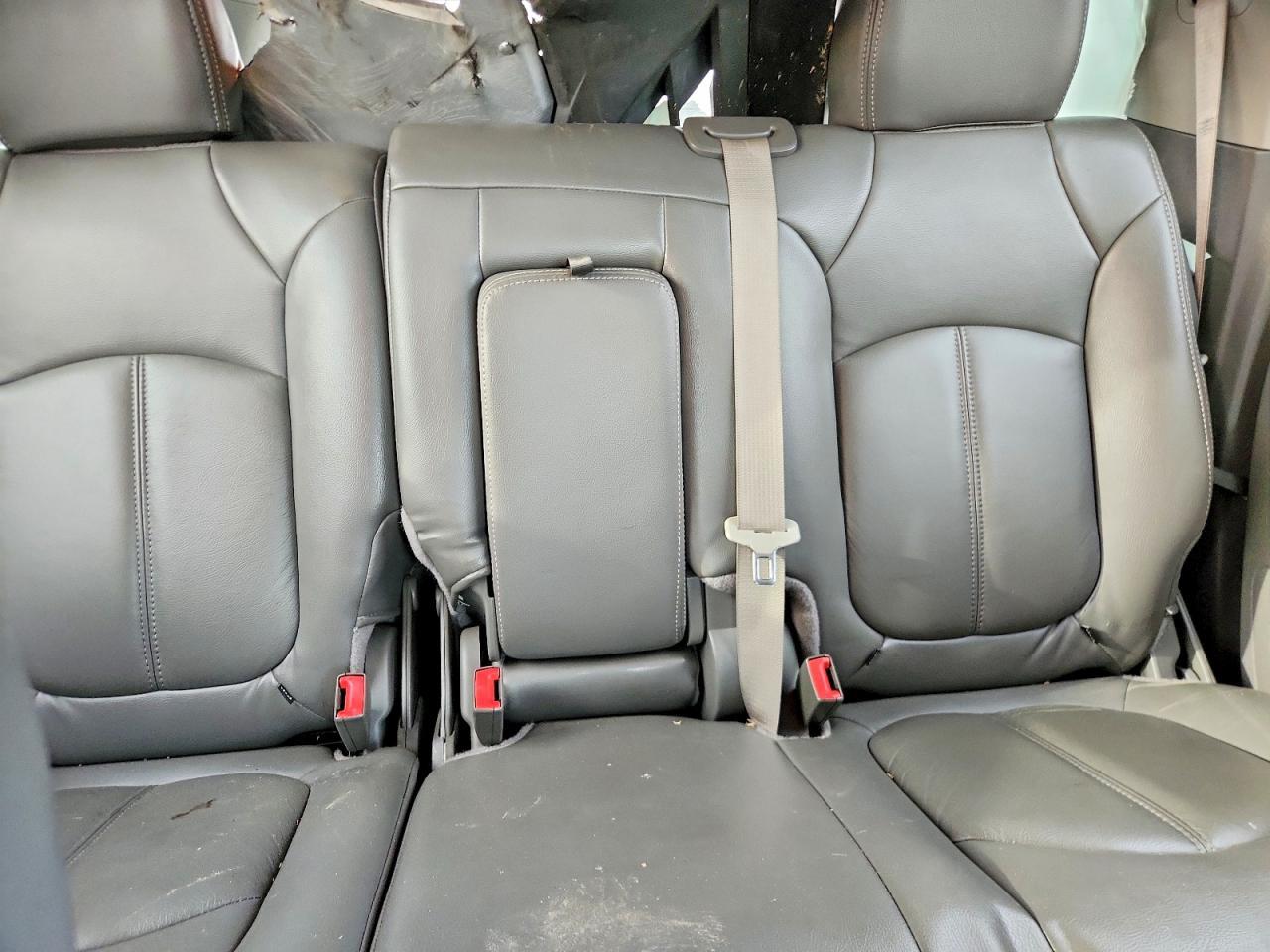 2011 CHEVROLET TRAVERSE
