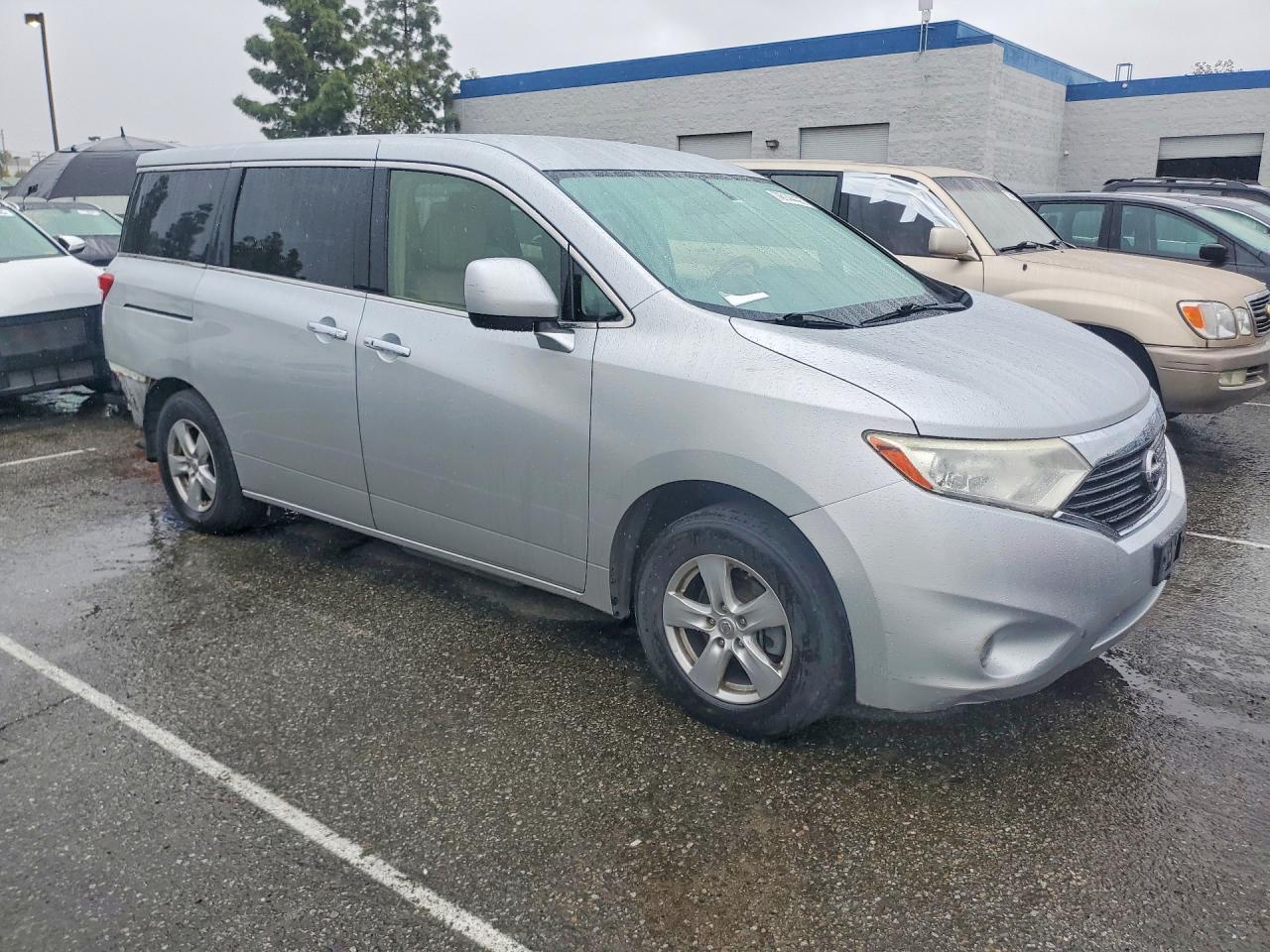 2012 NISSAN Quest