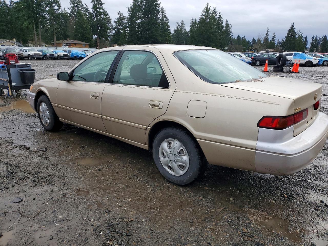 1998 TOYOTA CAMRY