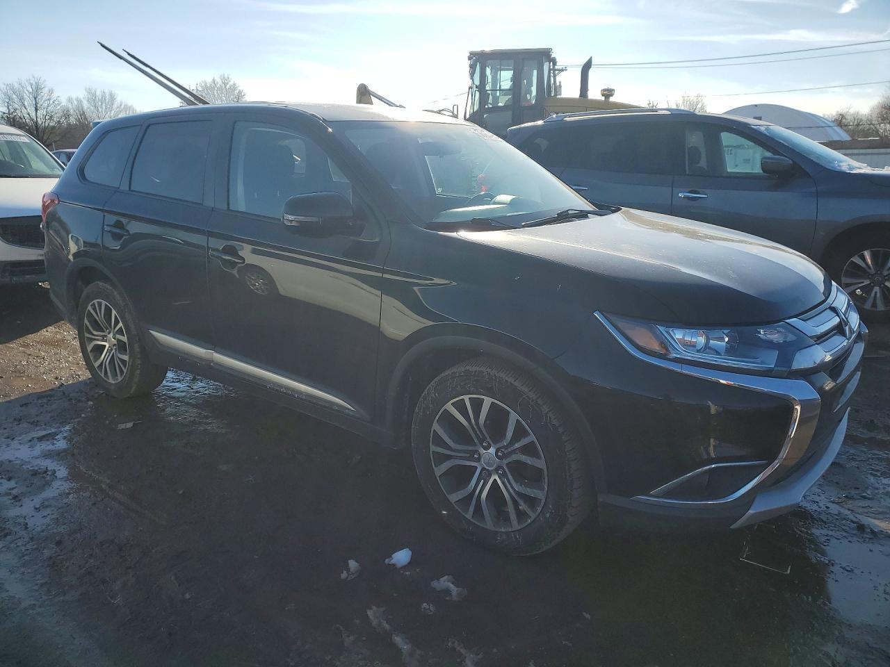 2017 MITSUBISHI outlander