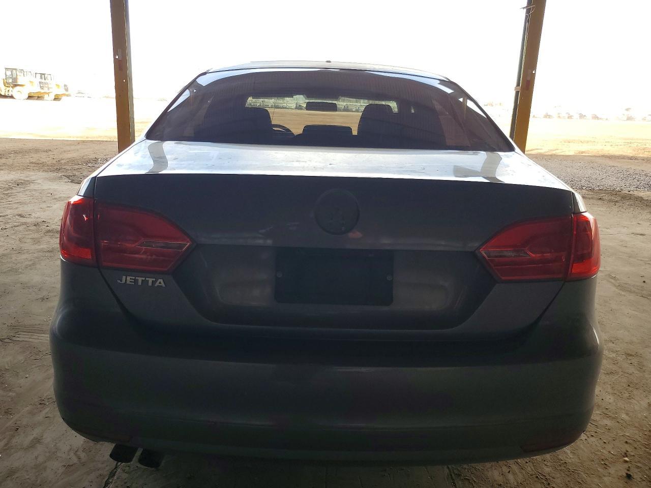 2011 VOLKSWAGEN JETTA
