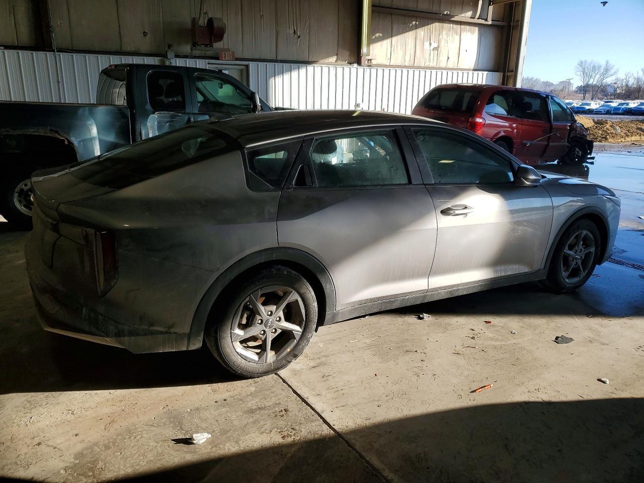 2025 KIA K4
