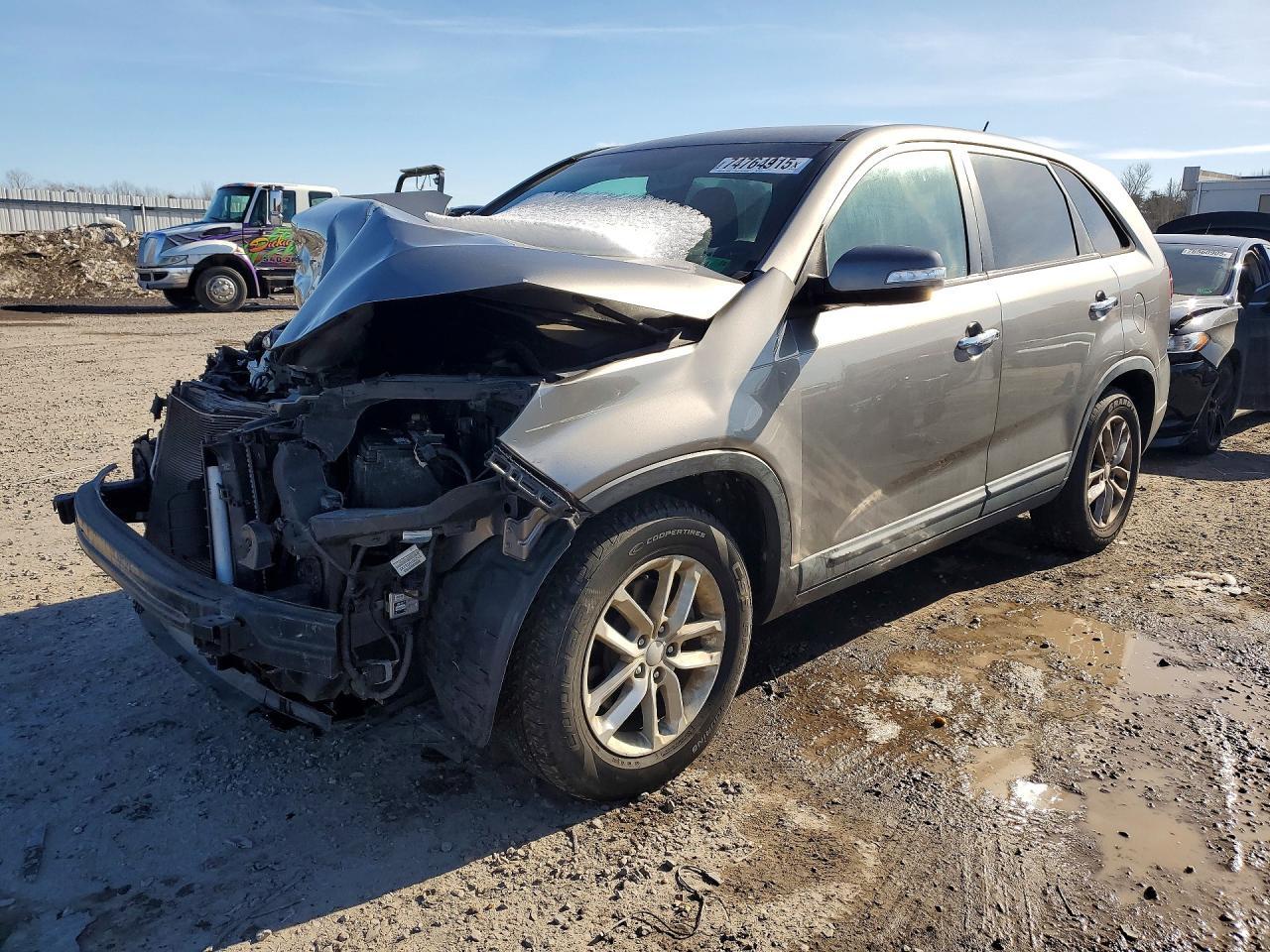 2015 KIA SORENTO