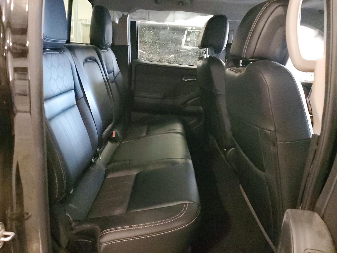 2023 NISSAN Frontier