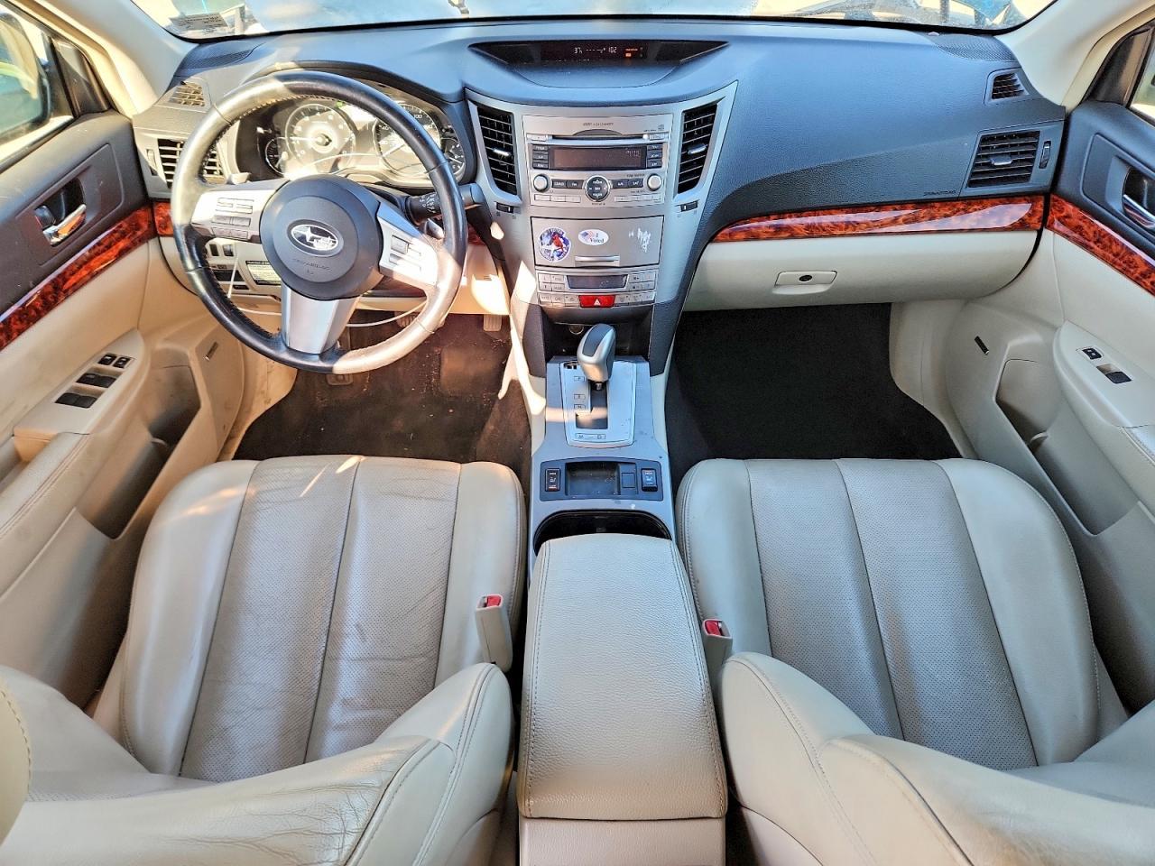 2010 SUBARU Outback