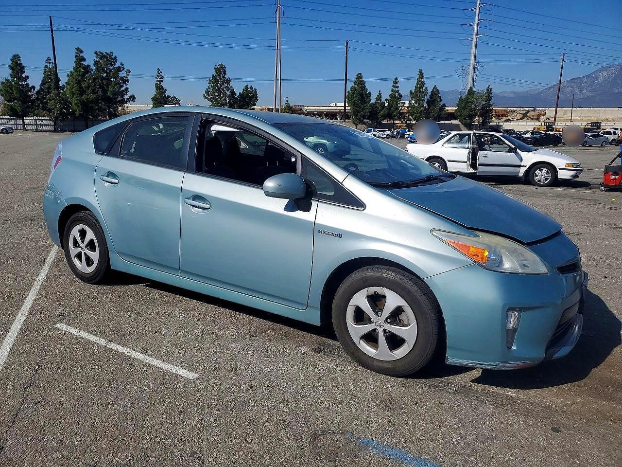 2015 TOYOTA PRIUS