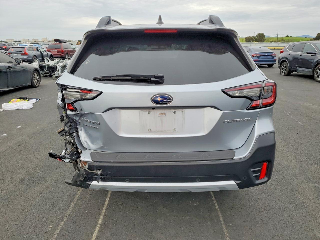 2021 SUBARU Outback