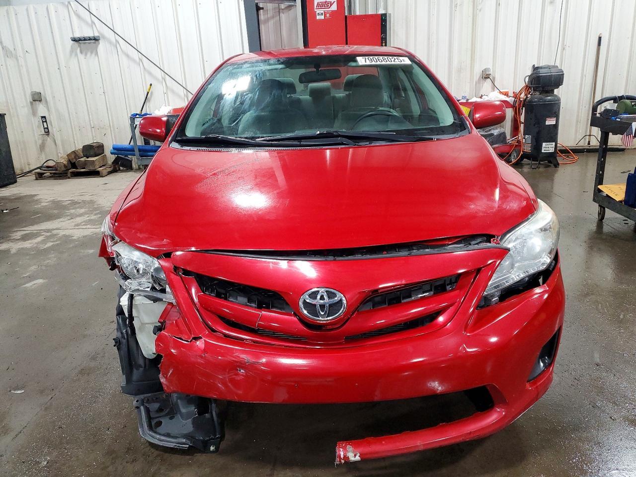 2011 TOYOTA COROLLA