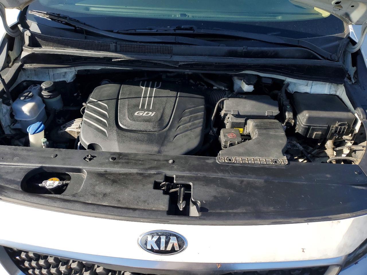 2016 KIA SEDONA