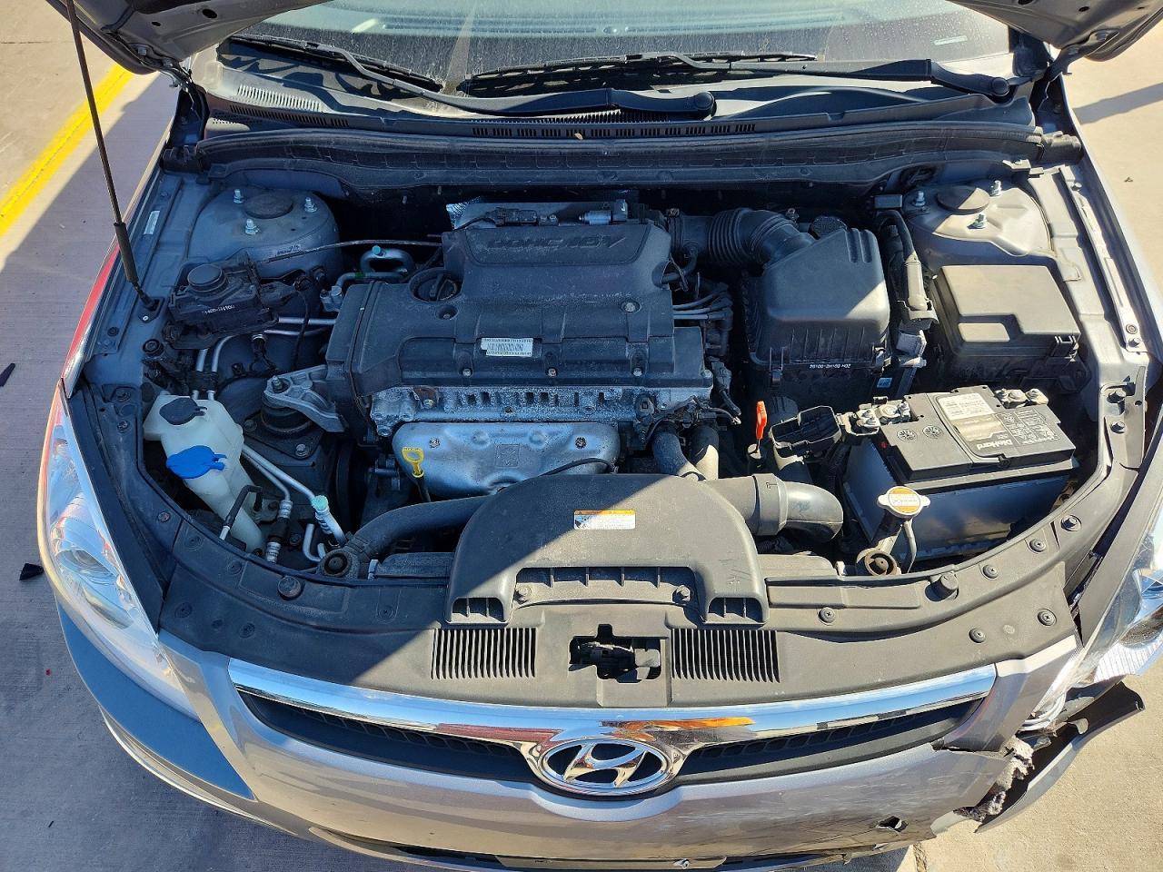 2012 HYUNDAI ELANTRA