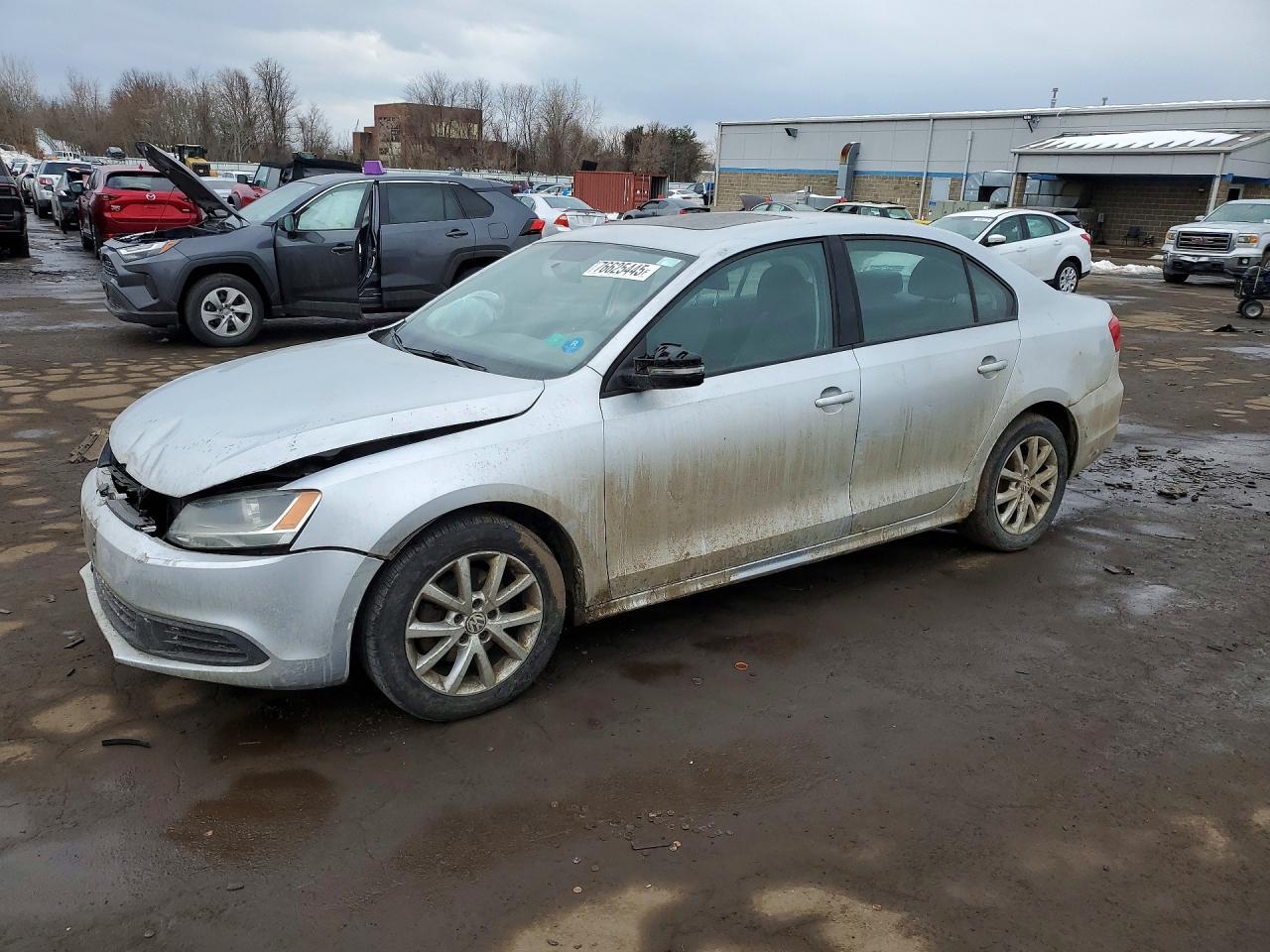 2011 VOLKSWAGEN JETTA