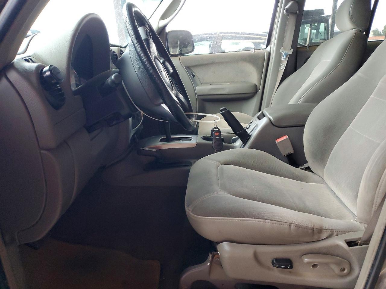 2002 JEEP Liberty