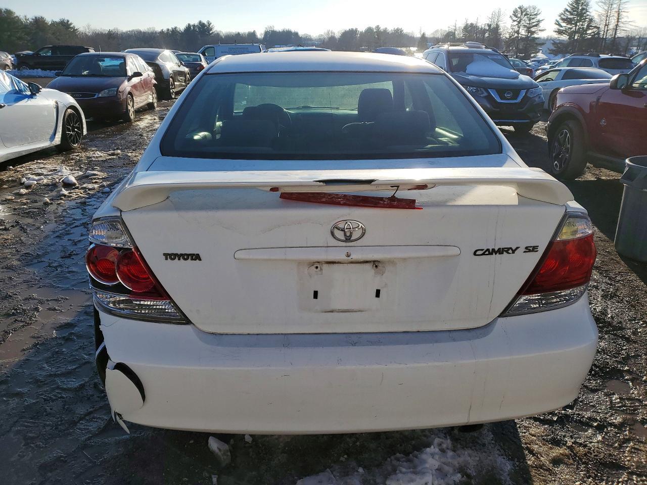 2005 TOYOTA CAMRY