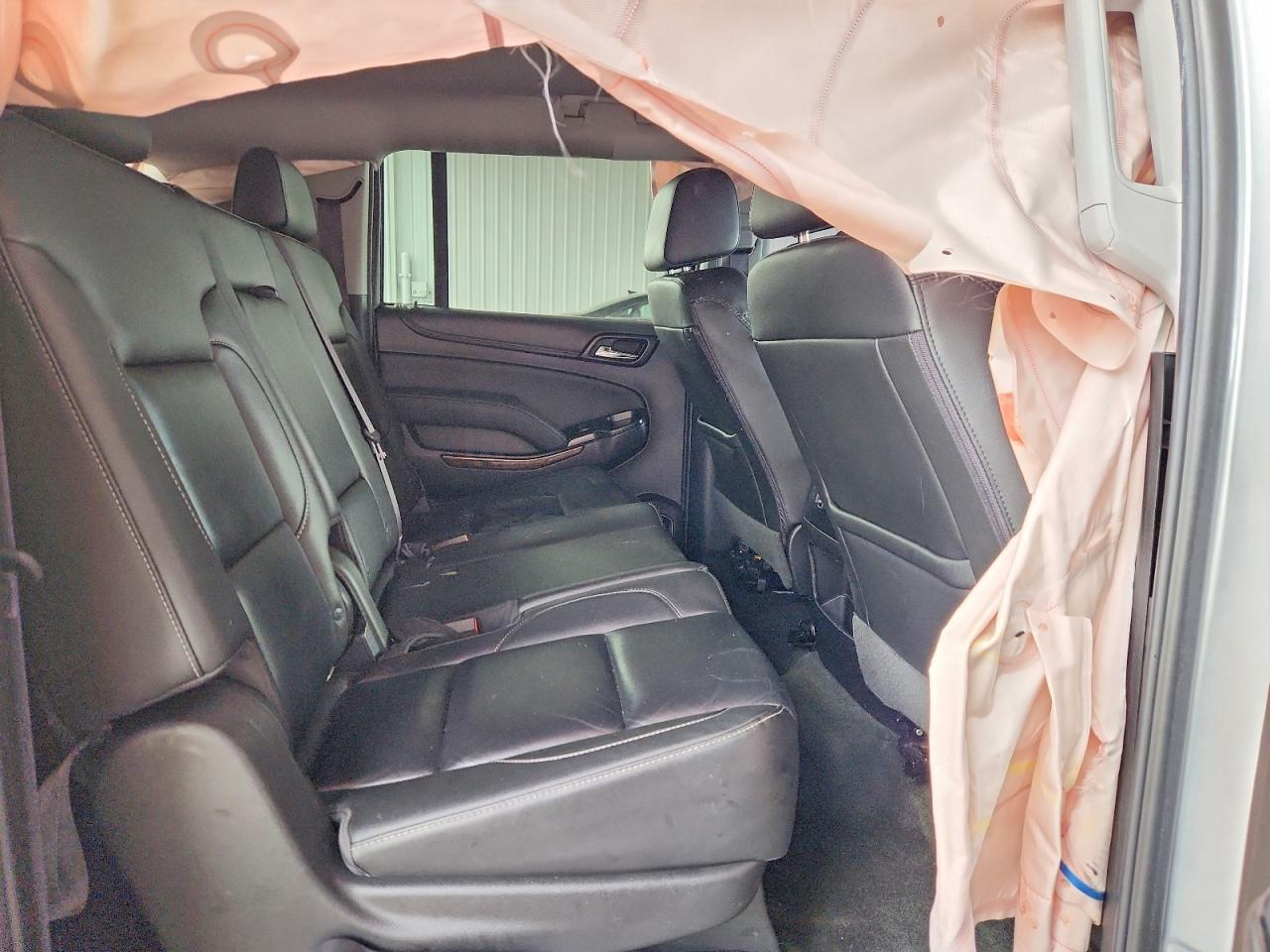 2017 CHEVROLET Suburban