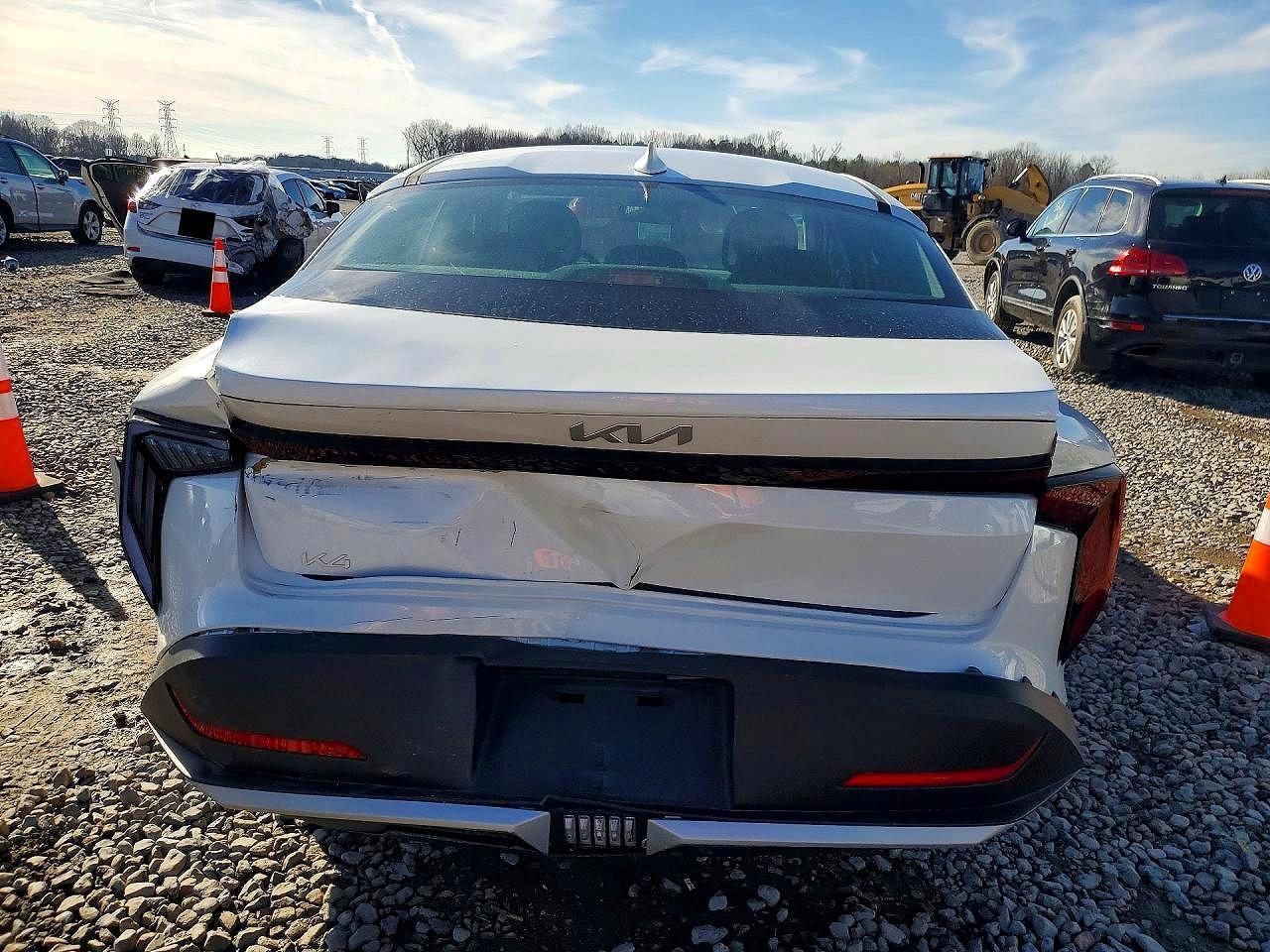 2025 KIA K4