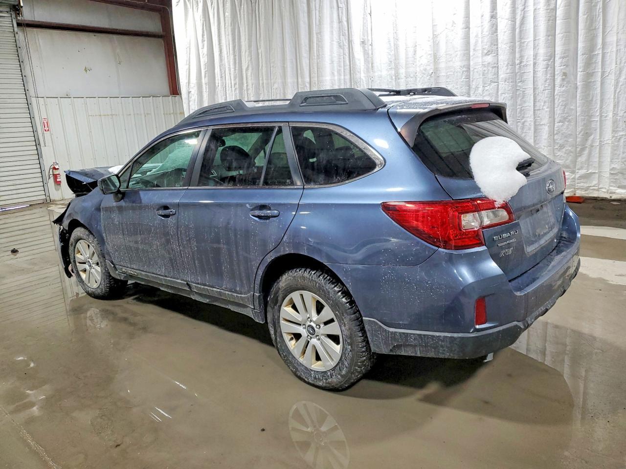 2015 SUBARU Outback