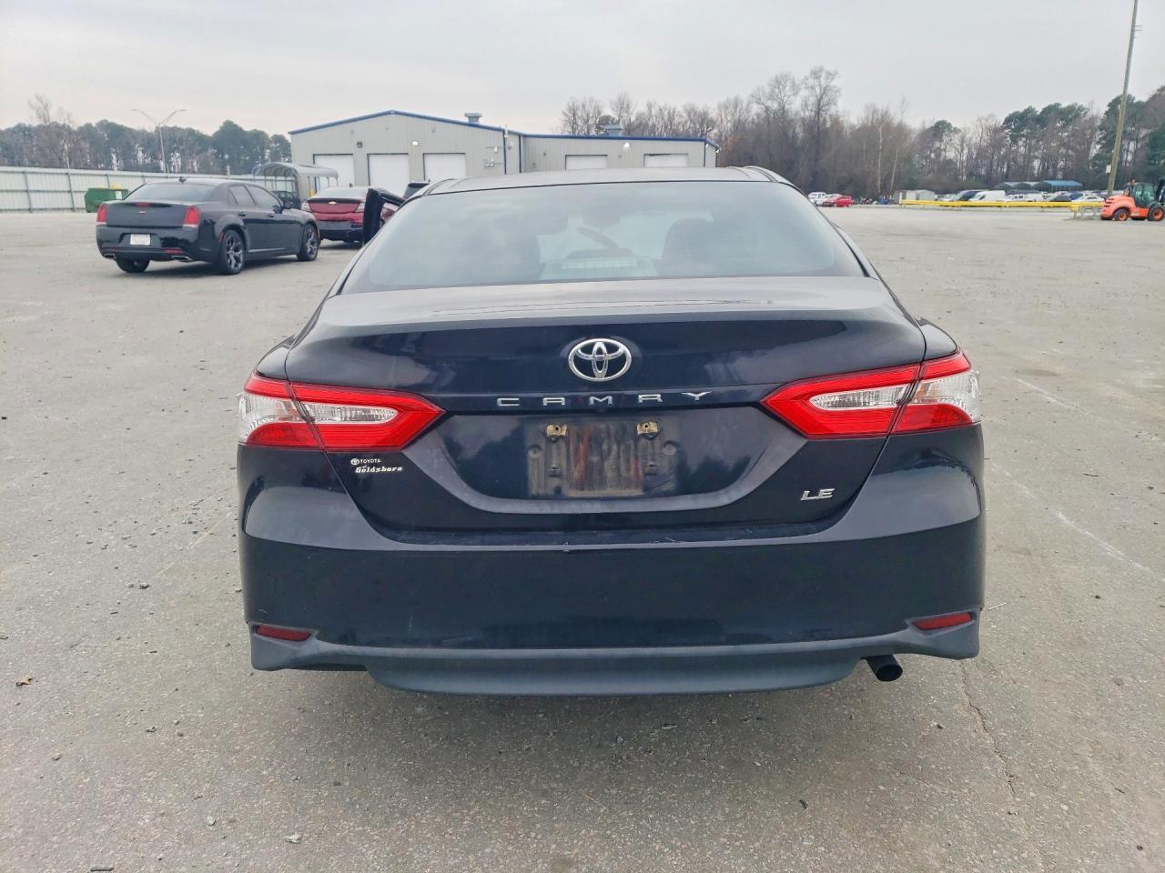 2018 TOYOTA CAMRY