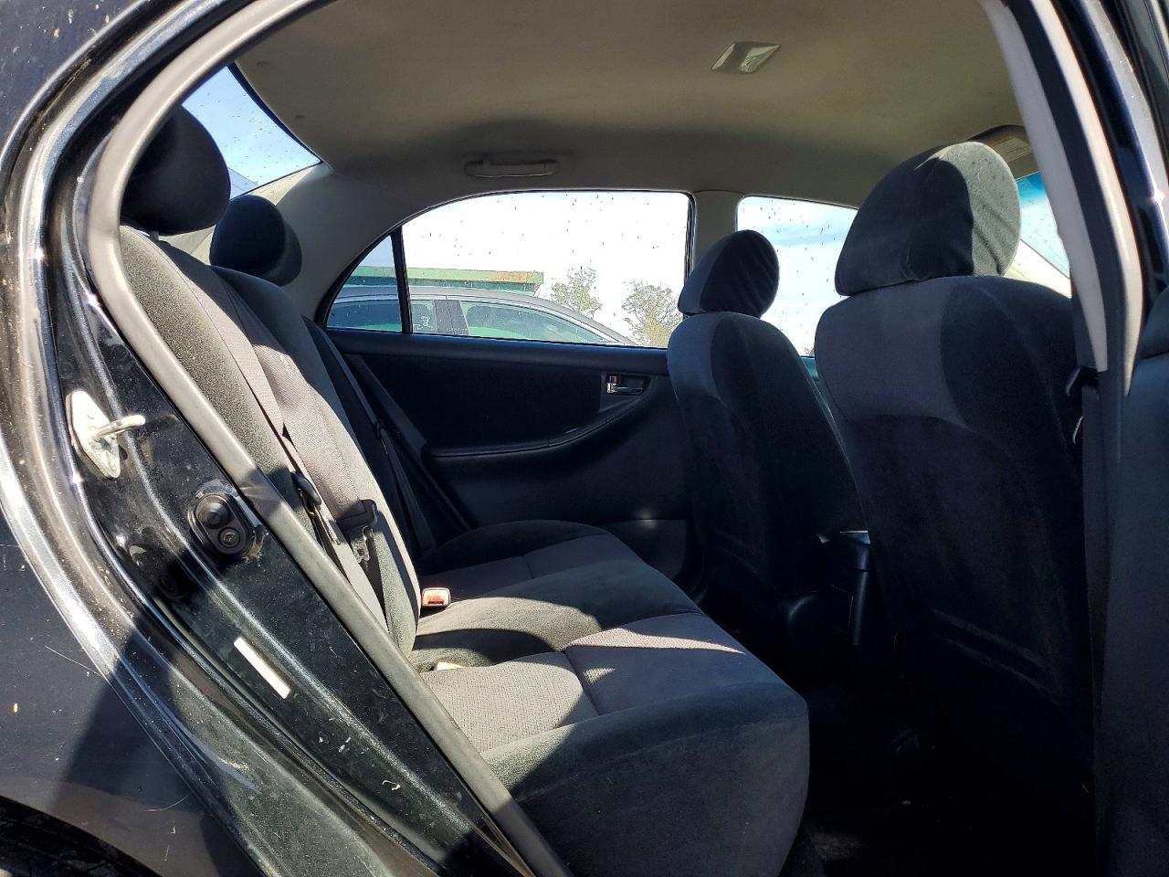 2004 TOYOTA COROLLA