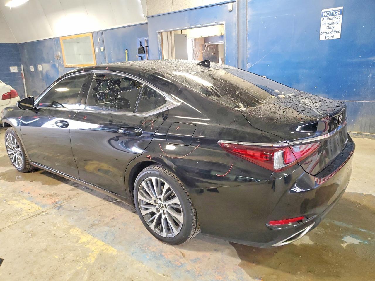 2019 LEXUS ES 350