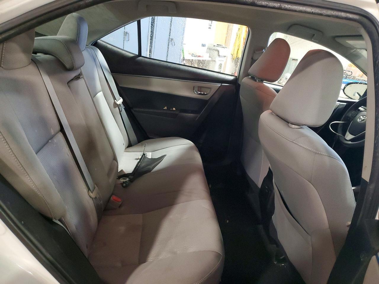 2016 TOYOTA COROLLA
