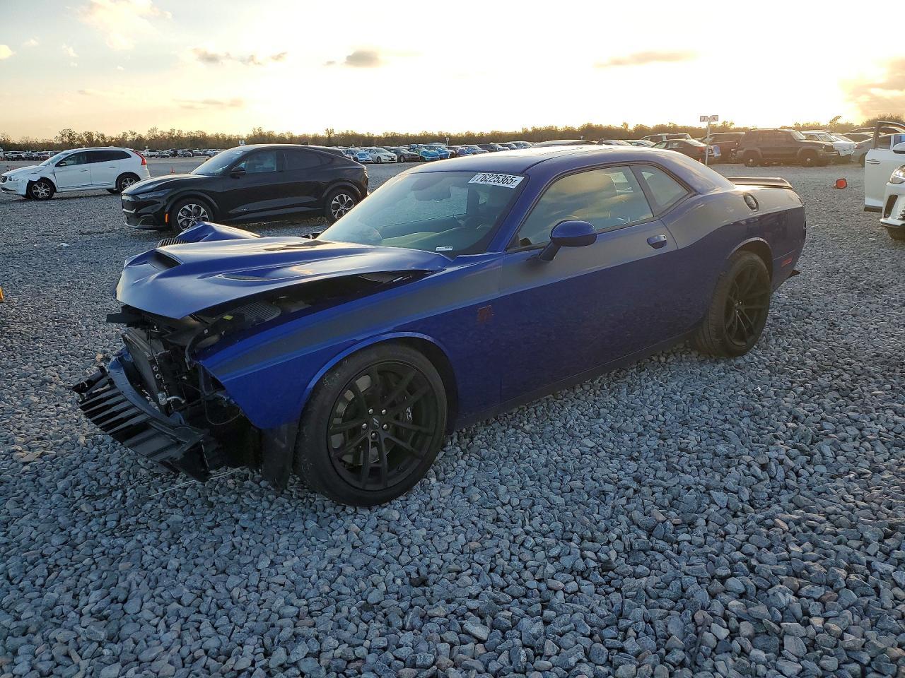 2021 DODGE Challenger
