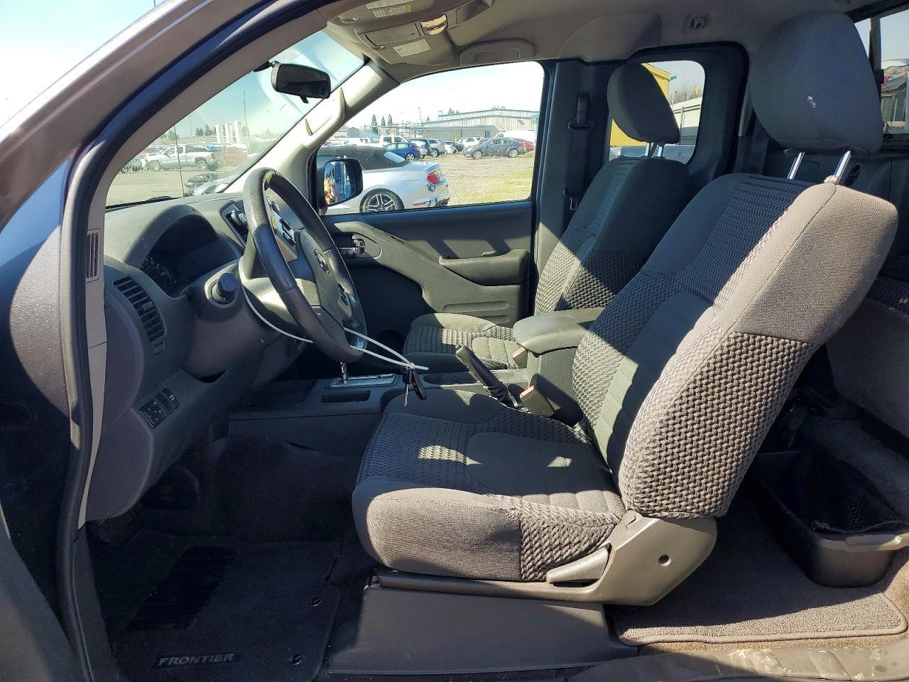 2017 NISSAN Frontier