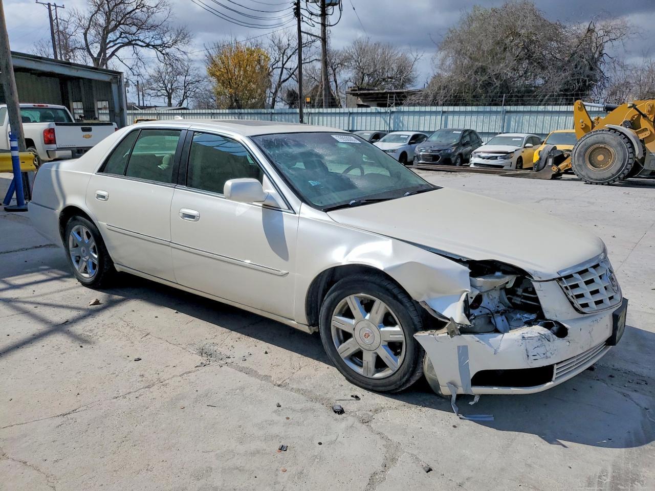 2011 CADILLAC DTS