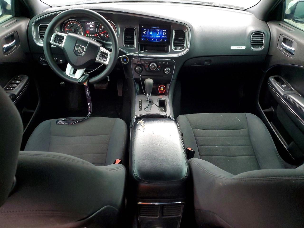 2011 DODGE CHARGER