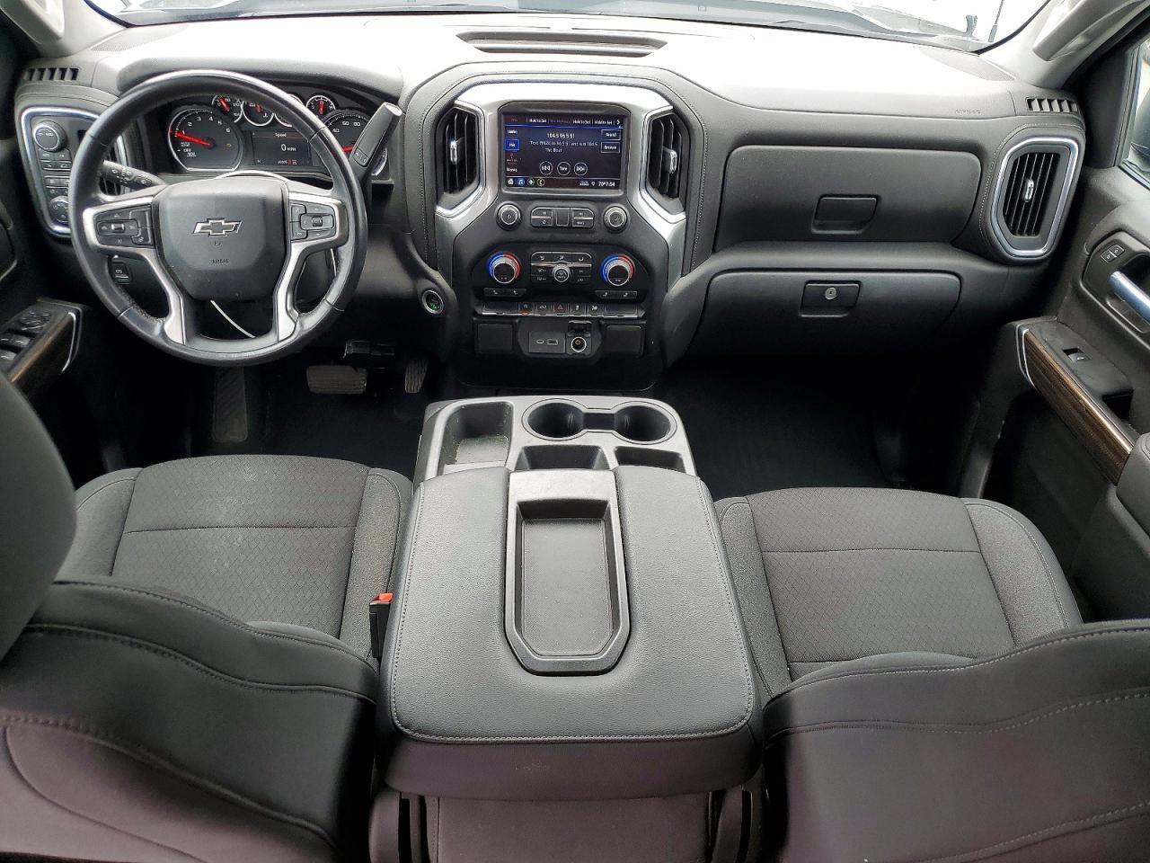 2021 CHEVROLET Silverado