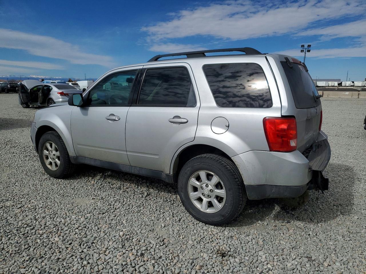 2009 MAZDA Tribute