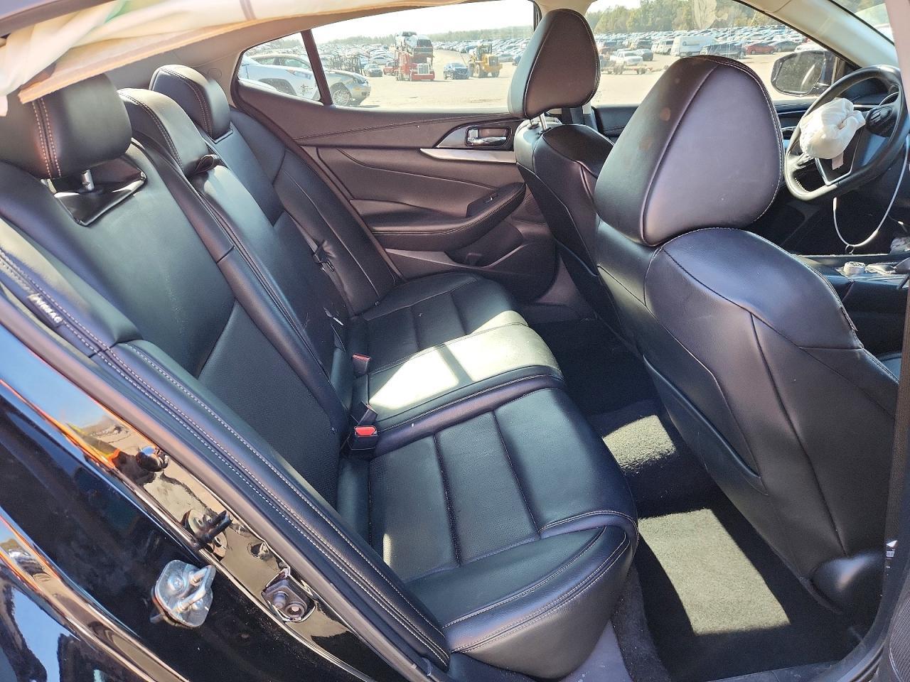 2019 NISSAN Maxima