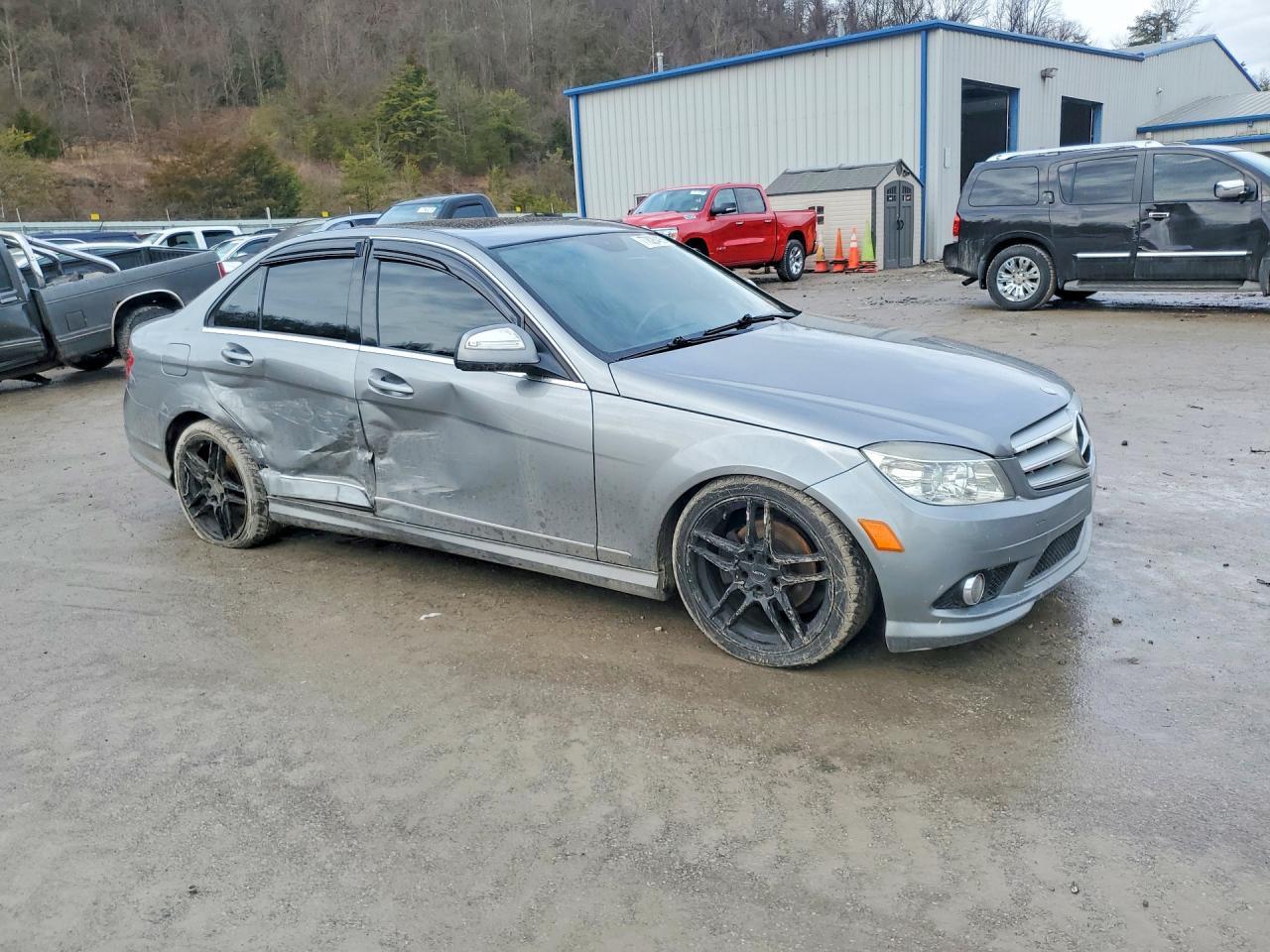 2009 MERCEDES-BENZ C-CLASS