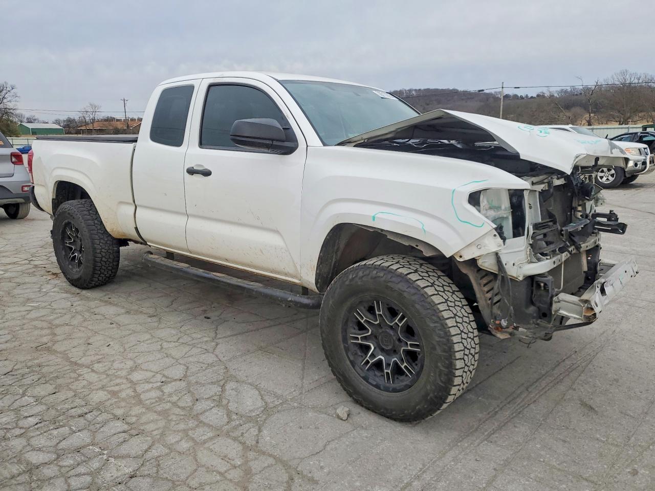 2017 TOYOTA TACOMA