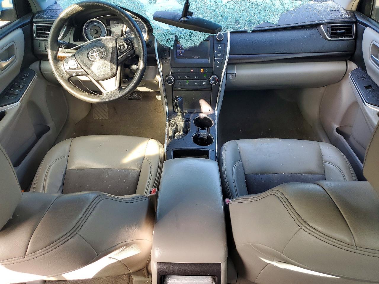 2016 TOYOTA CAMRY