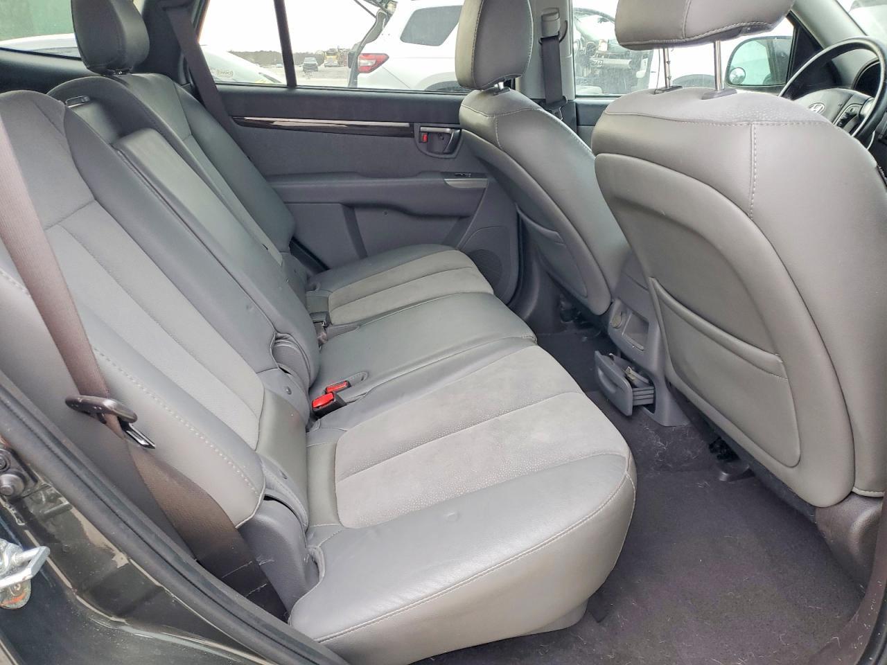 2011 HYUNDAI SANTA FE