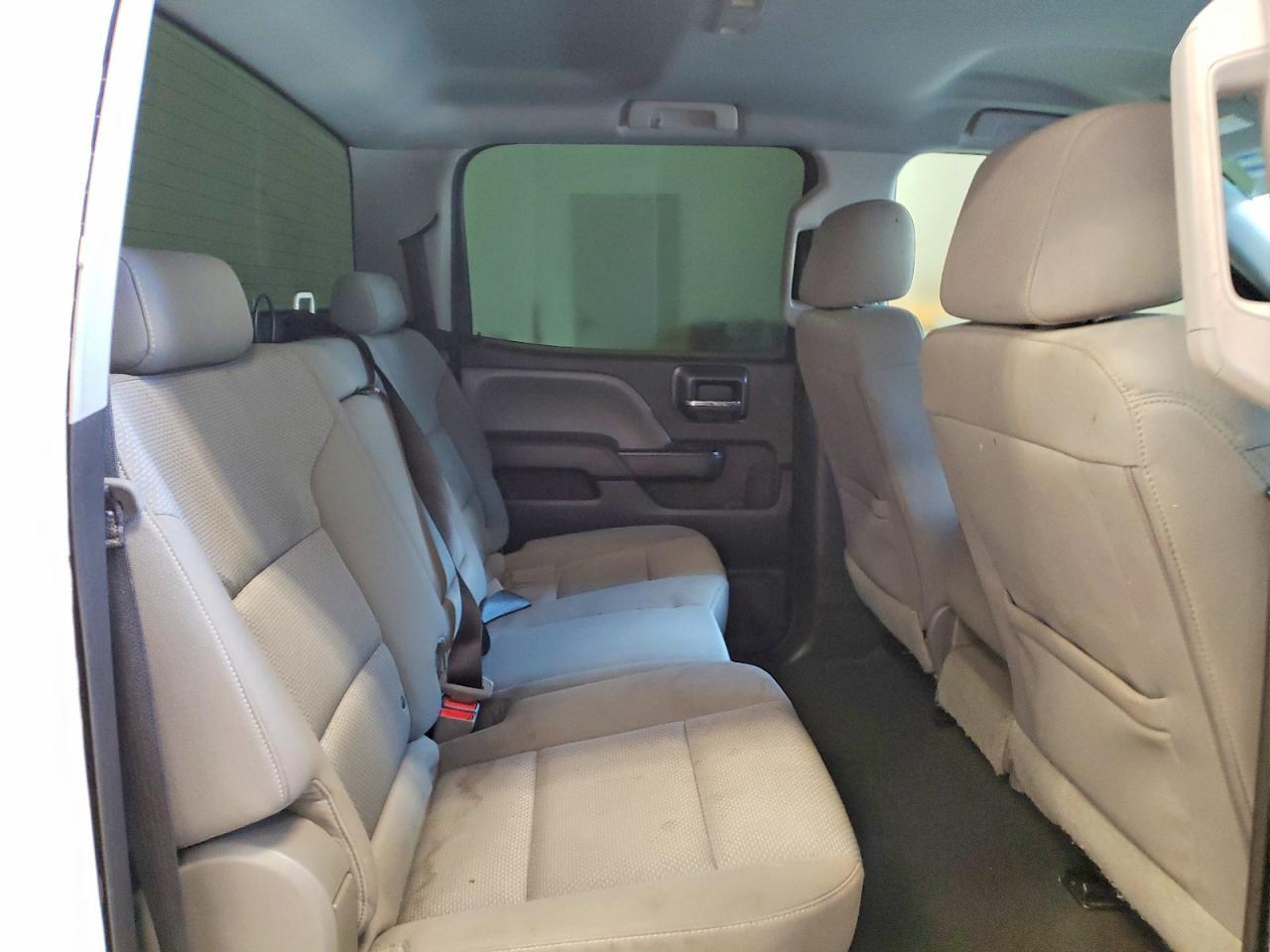 2018 CHEVROLET Silverado