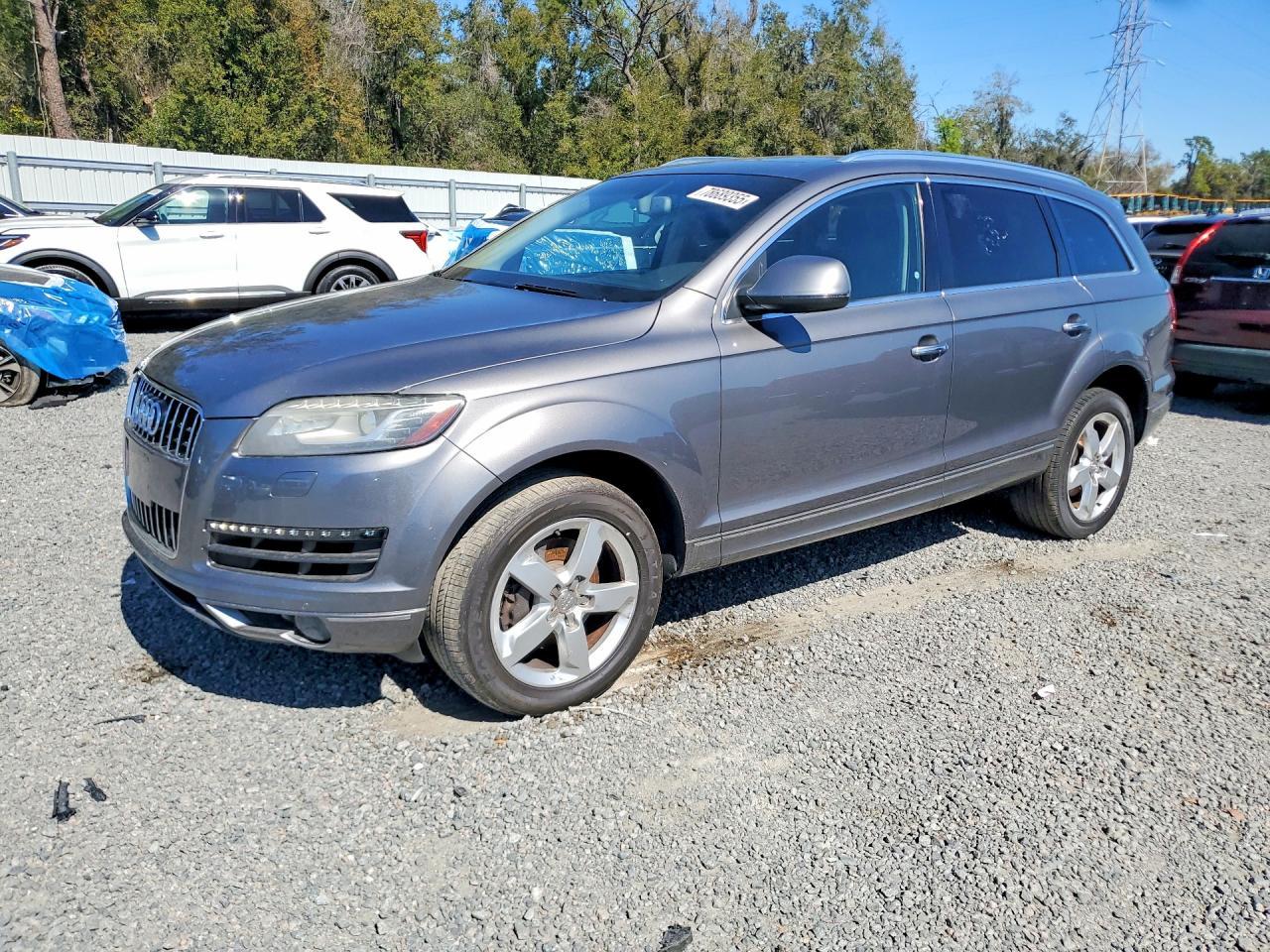 2013 AUDI Q7
