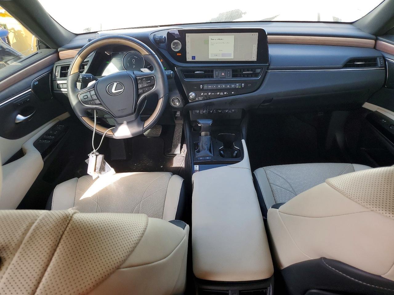 2024 LEXUS ES 300H