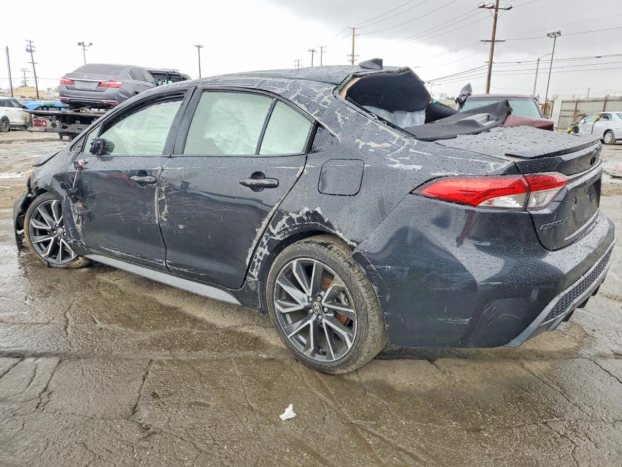 2021 TOYOTA COROLLA