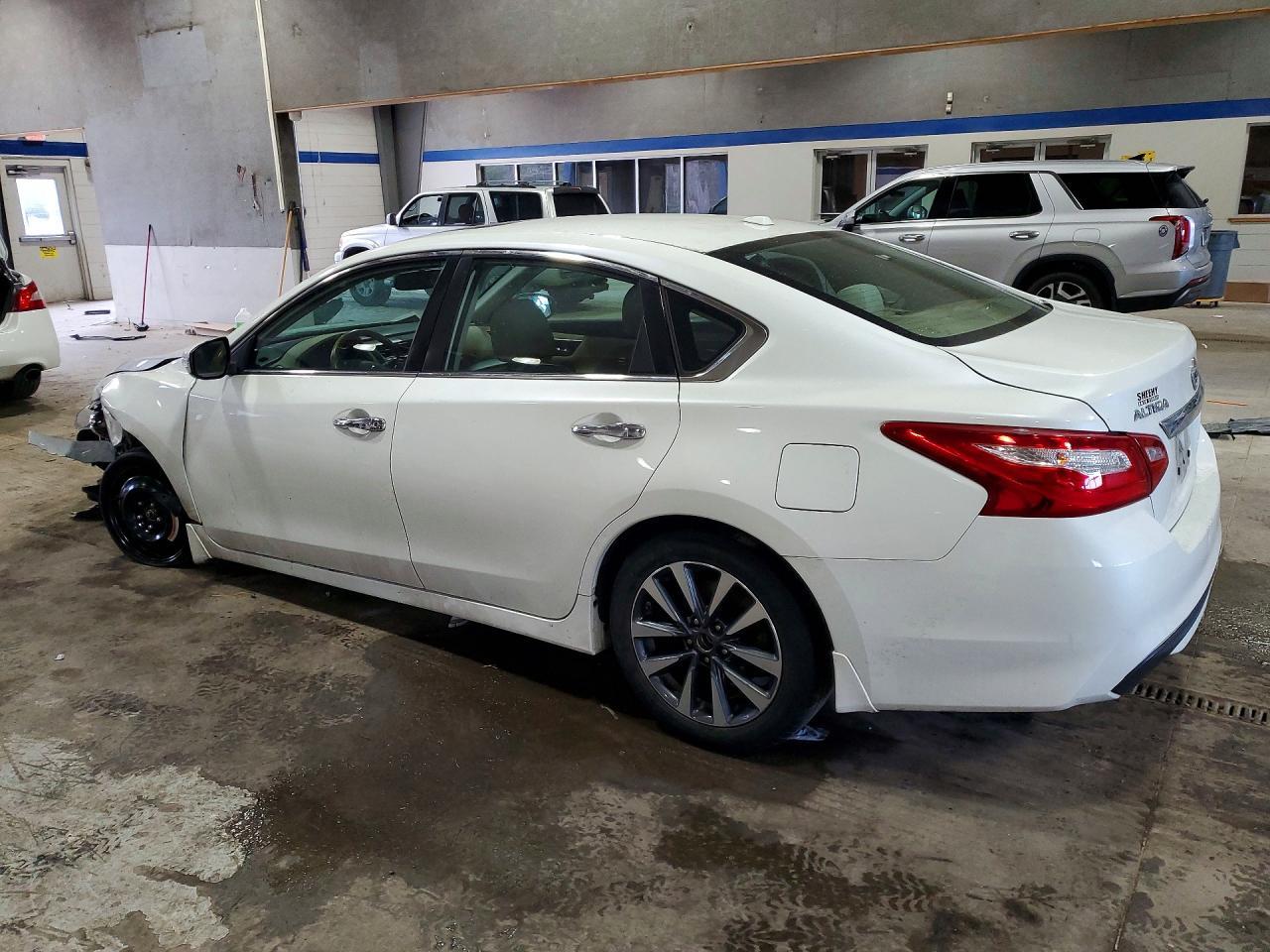 2017 NISSAN ALTIMA