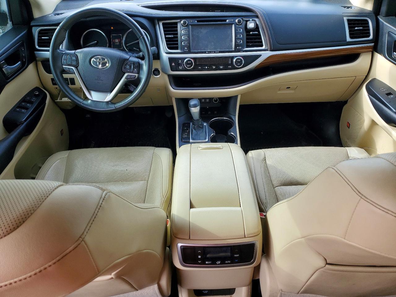 2018 TOYOTA HIGHLANDER