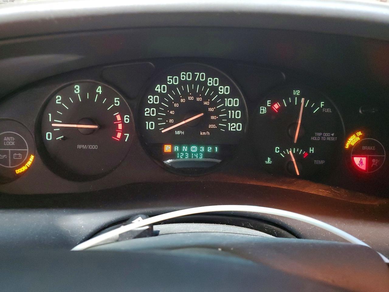 2004 BUICK Regal