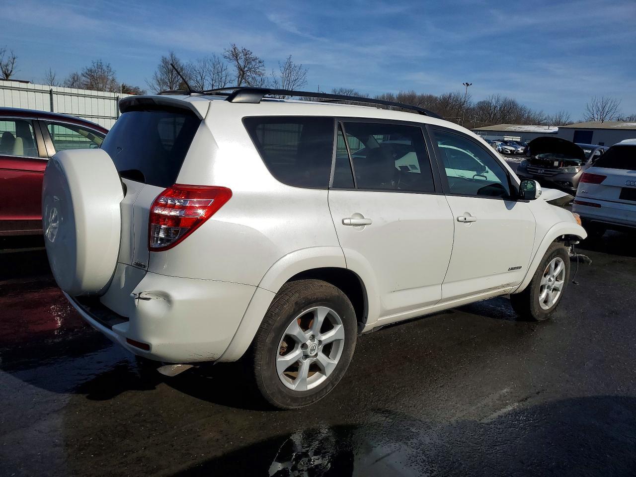 2012 TOYOTA RAV4
